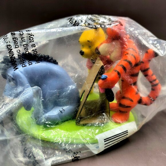 NEW Vintage Winnie the Pooh Tigger Eeyore DecoPac Cake Topper Decoration - Picture 1 of 8